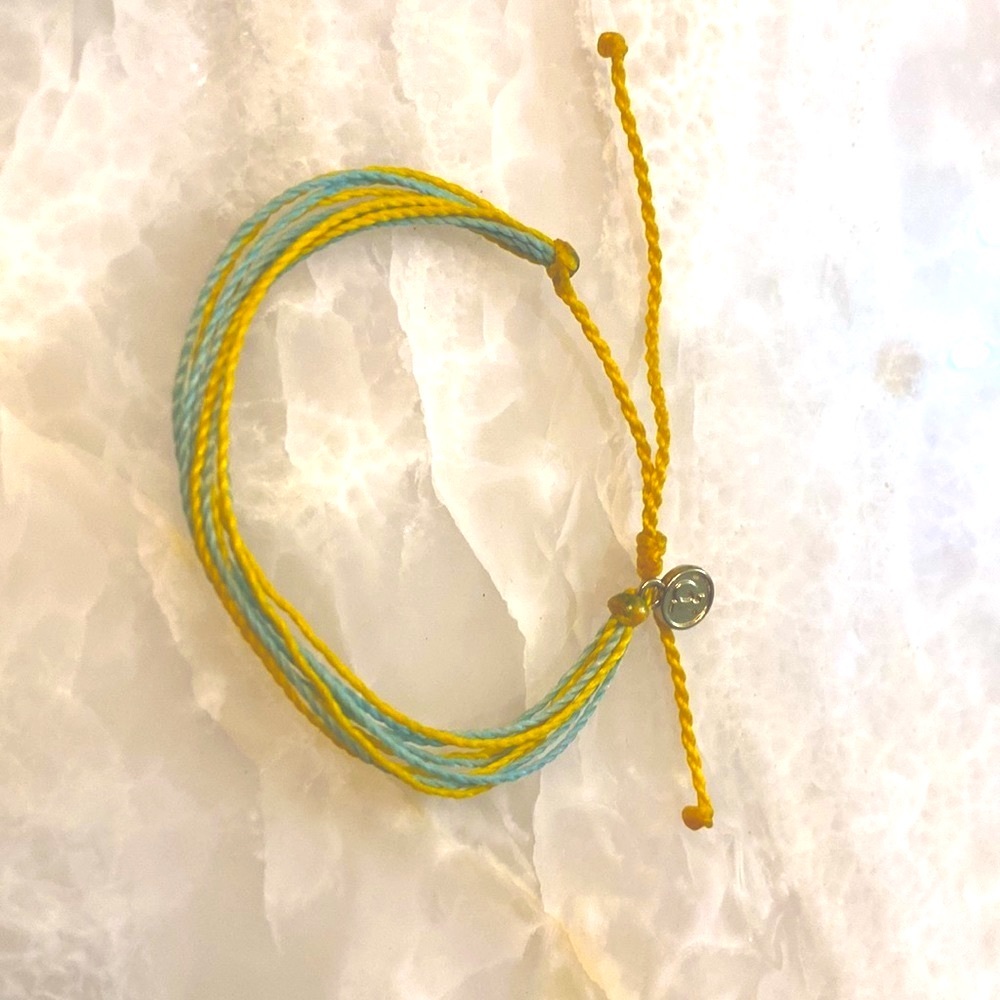 🌼 NWOT Pura Vida Bracelet